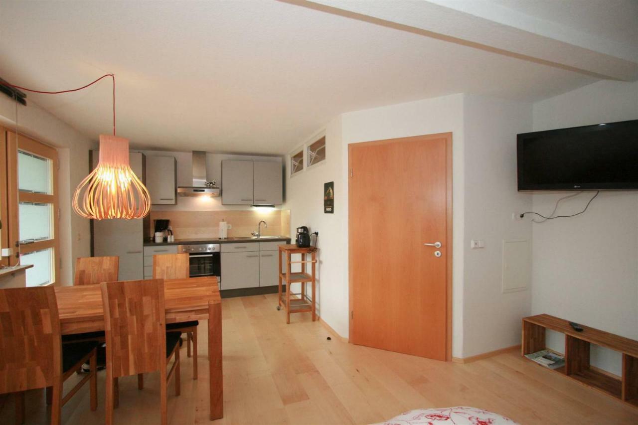 Ferien Bei Naus - Ferienwohnung Marburg Exterior photo